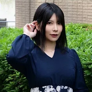 230OREV-111 230OREV-111 – Reiko