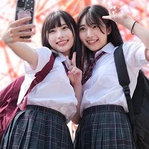 748SPAY-524 748SPAY-524 – M-Chan & H-Chan