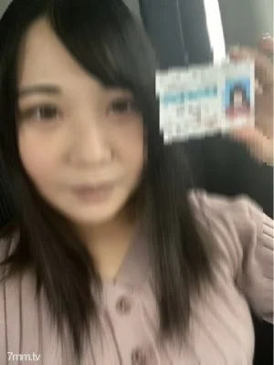 FC2-PPV-2504844 Immediate scale 3 people continuously mass fired in the car dedicated to blowjob in the middle of the day. Finally live in the car, it feels too comfortable and a large amount of vaginal cum shot ☆ Mizuki-chan, a beautician who likes blo