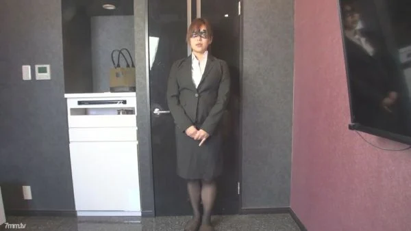 FC2-PPV-923386 [Half price 500 yen] [Overview “29” 77 minutes recording] National University Associate Professor Married woman “It’s like getting married to academics” “My husband is a university professor. Only he knows men&