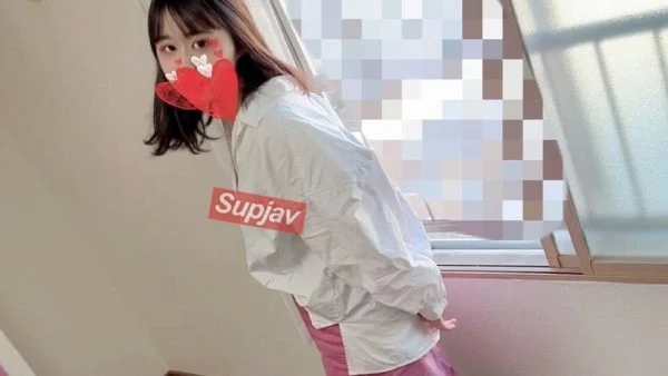 FC2-PPV-3100729 I was giving a blowjob to a girl who came to me for repayment advice, but I couldn’t hold back and played her to take off her pants and put it in lol [Yes]