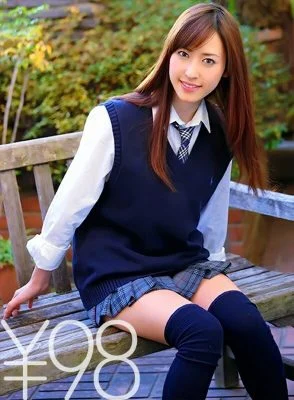 [UNCENSORED-LEAK] DV-1239 [Advantage] Debut sex of beautiful girl Maho-chan. Maho-chan feels good when she inserts her tension for the first time. One leg up standing back that you can insert yourself from missionary posture. Blow a l