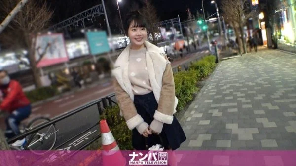 GANA-2442 Seriously Nampa, first shot. 1606 Call out to a female college student who lacks sleep, “Why don’t you try a good sleep pillow?” ⇒ Hotel IN! The pillow becomes an actor’s arm pillow before you know it! The humble girl is co
