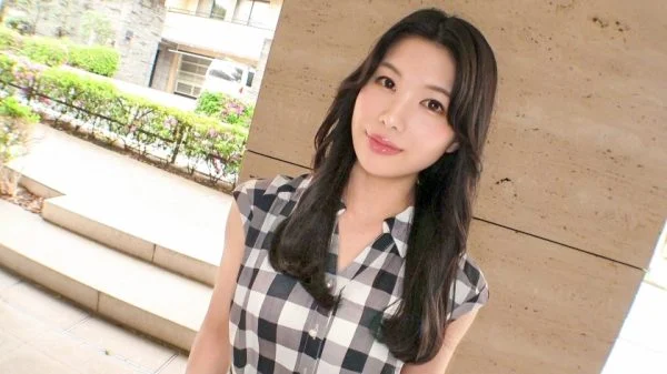 SIRO-5132 [Standing back with a leg pin] The cool beauty expression has changed completely! The slender body is trembling and it’s crazy! [First shot] AV application on the net → AV experience shooting 2023